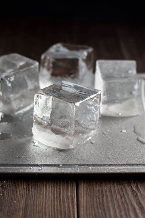 how to make clear ice cubes